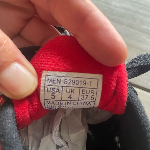 Saucony velocity men spikes size 5 - Picture 7 of 7